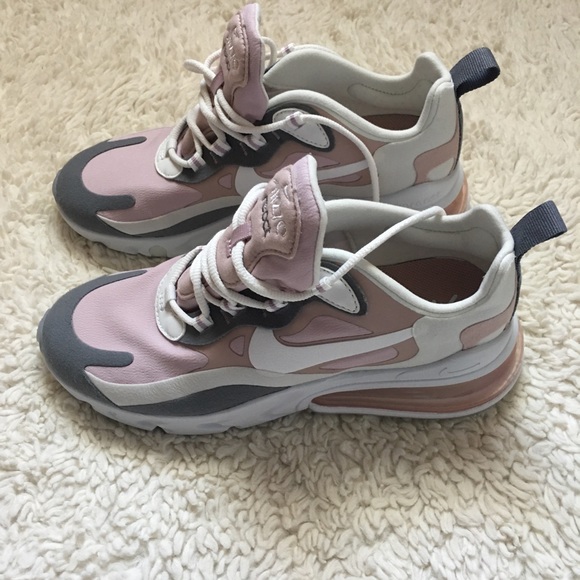 Nike Shoes - Nike